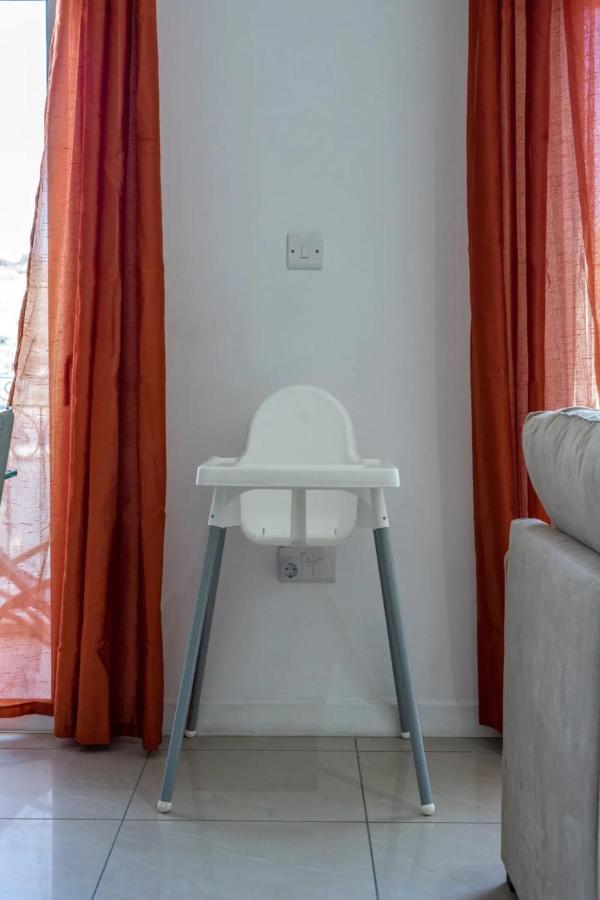 Modern Apt Kalkara Seafront! Экстерьер фото