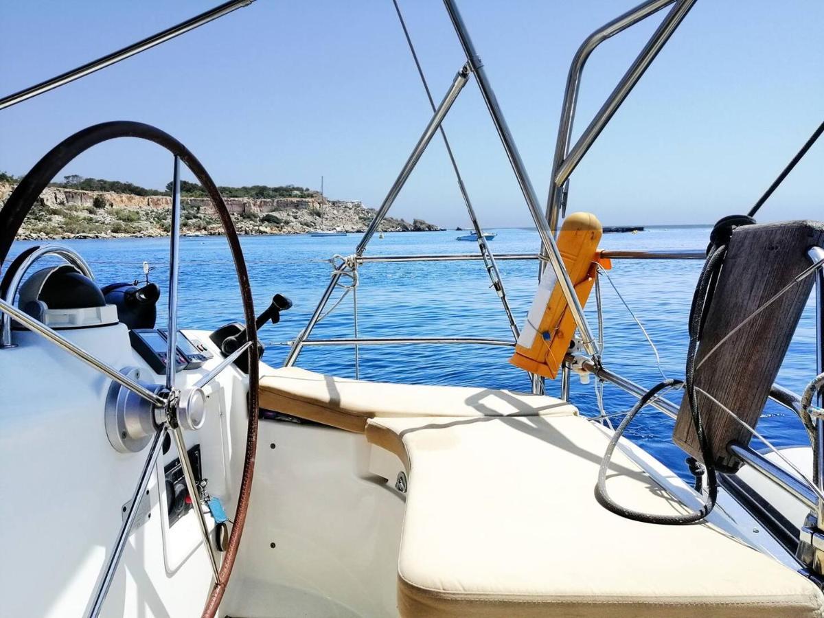 Modern Apt Kalkara Seafront! Экстерьер фото